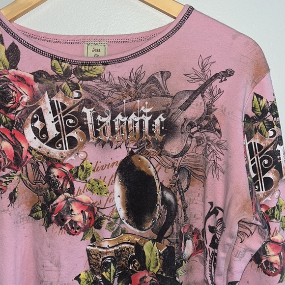 Jess & Jane Y2K Half Sleeve Tee - Picture 2 of 6